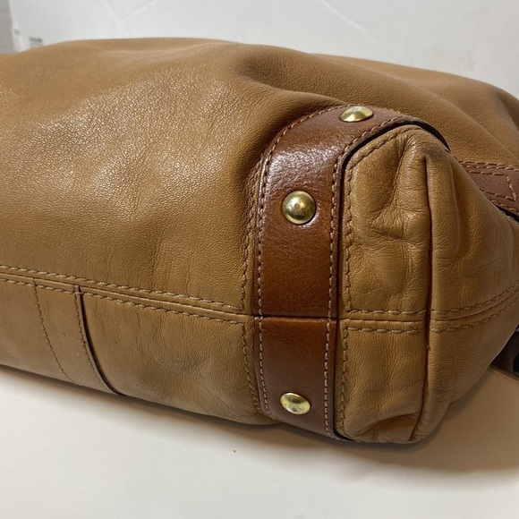 COACH Carly Bag Khaki / Tan - Picture 6 of 12
